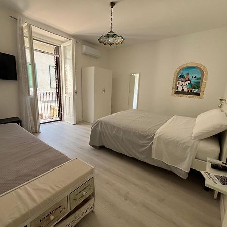 B&B Due Su Due Holiday Vietri Eksteriør billede